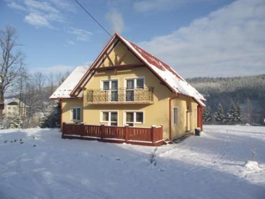 Appartement Jasionka 2 à Ustrzyki Dolne Extérieur photo